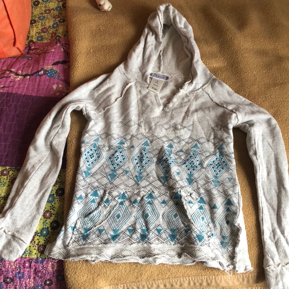 Lightweight hoody